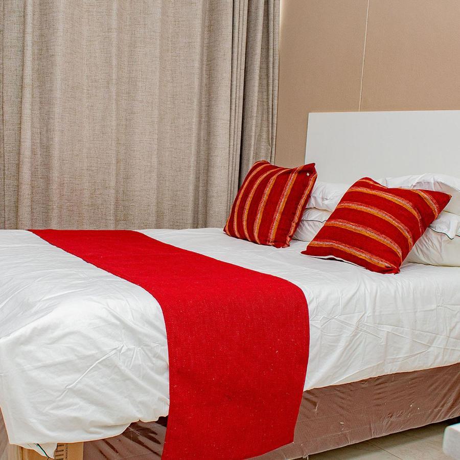 R Executive Apartments Хараре Екстериор снимка