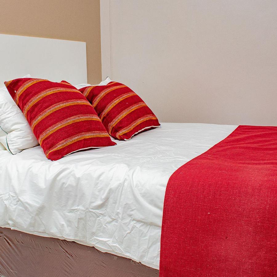 R Executive Apartments Хараре Екстериор снимка